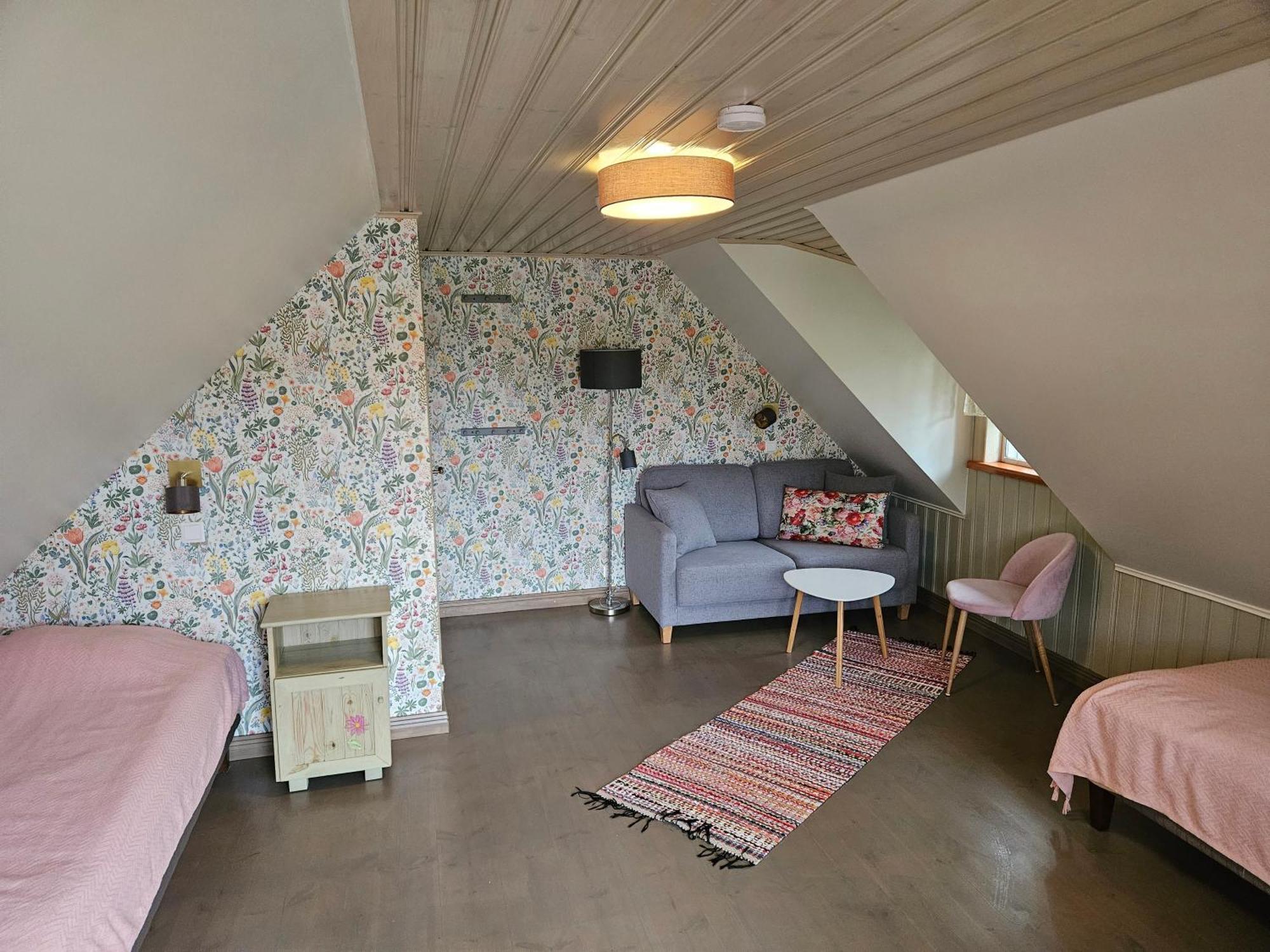 Soomaa Puhkekuela Hotell Riisa Exteriör bild